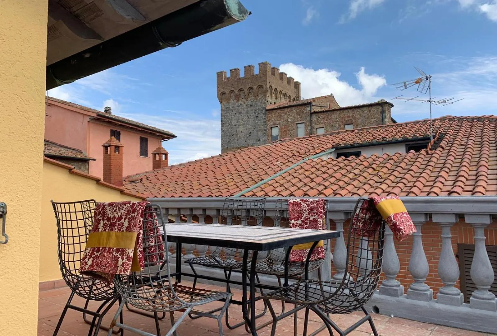 Dimora San Donato Apartment Casole d'Elsa